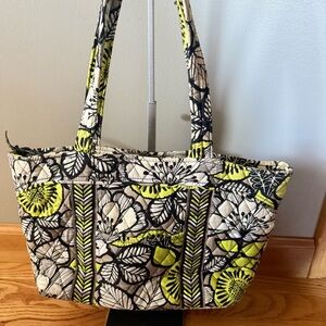 Vera Bradley Quilted Purse – Black, White & Lime Floral Print